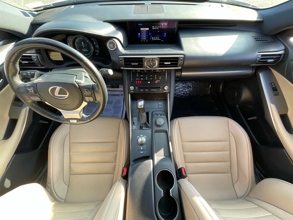 2018 Lexus IS 300 Image 21