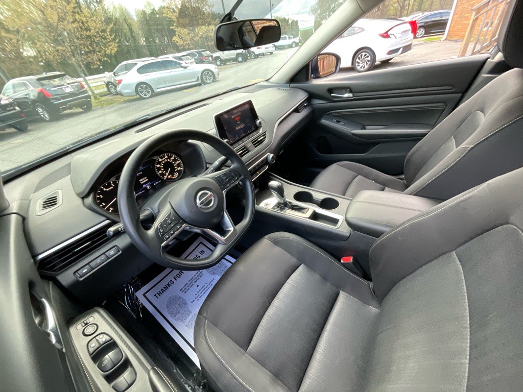 2019 Nissan Altima Image 14