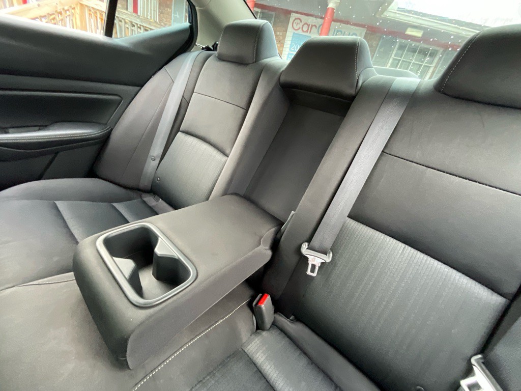 2019 Nissan Altima Image 32