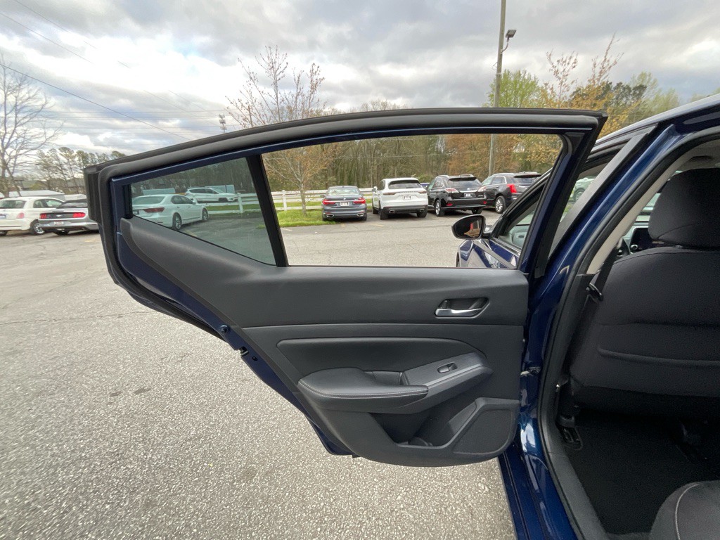 2019 Nissan Altima Image 39