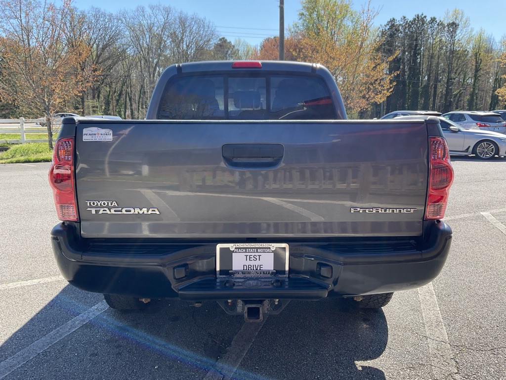 2015 Toyota Tacoma Image 6