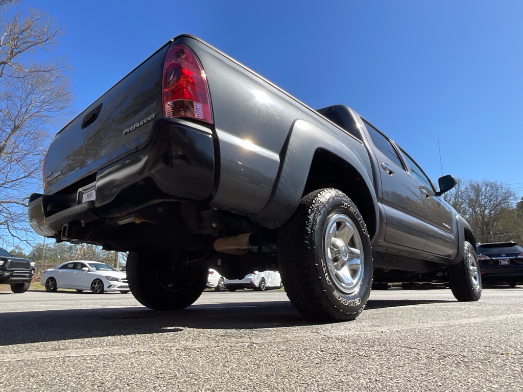 2015 Toyota Tacoma Image 43