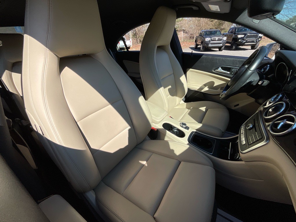 2018 Mercedes-Benz CLA-Class Image 18