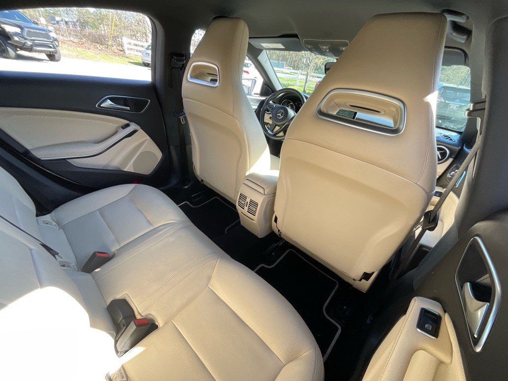 2018 Mercedes-Benz CLA-Class Image 31