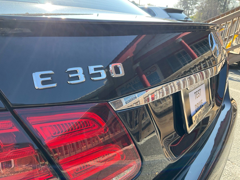 2014 Mercedes-Benz E-Class Image 9