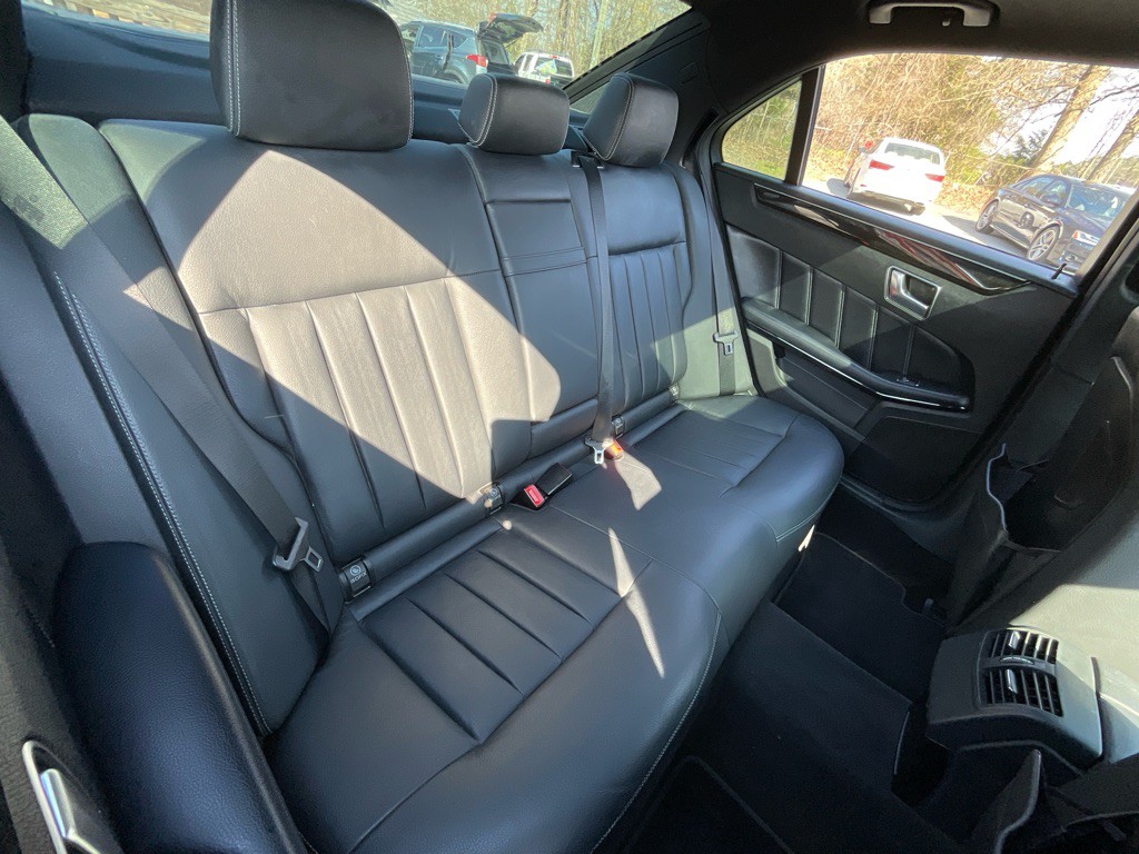 2014 Mercedes-Benz E-Class Image 33