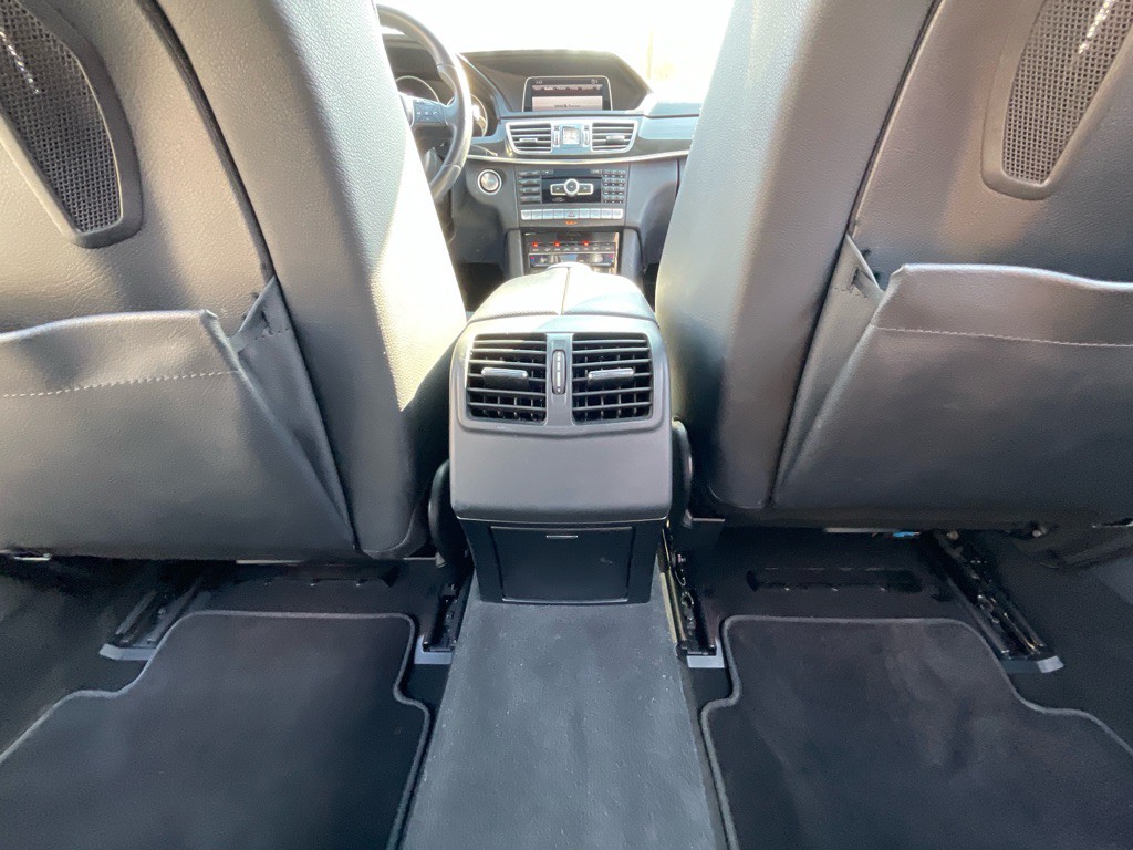 2014 Mercedes-Benz E-Class Image 35