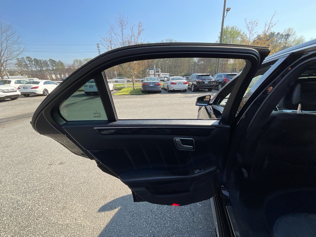 2014 Mercedes-Benz E-Class Image 43