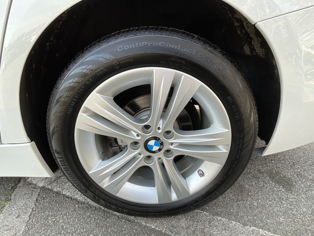 2016 BMW 3 Series Image 11