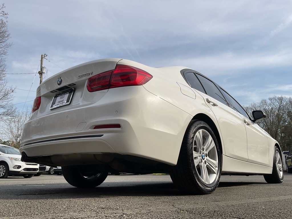 2016 BMW 3 Series Image 43