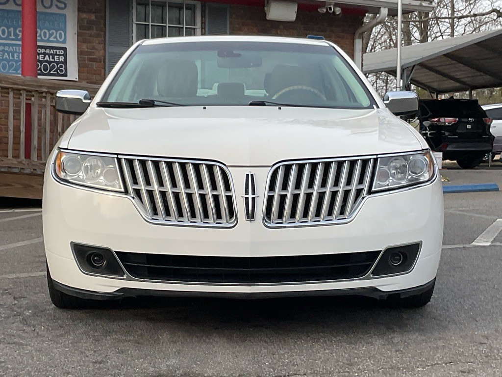 2012 Lincoln MKZ Image 2