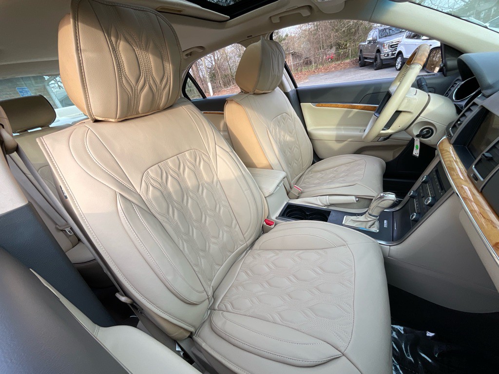 2012 Lincoln MKZ Image 19