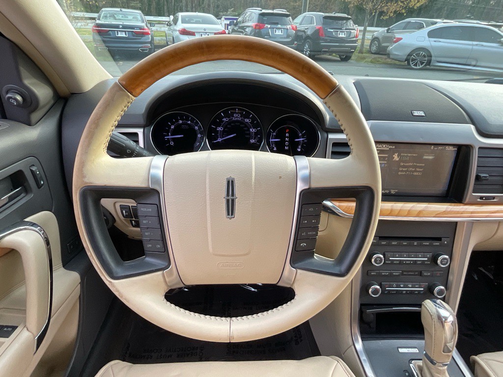 2012 Lincoln MKZ Image 23