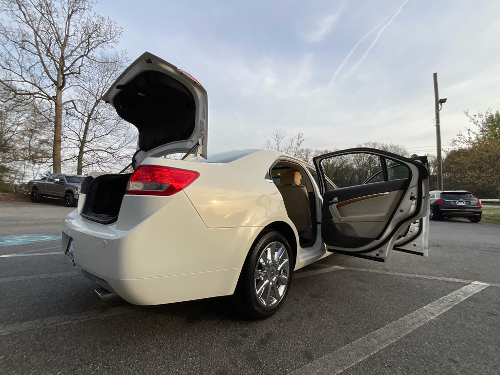 2012 Lincoln MKZ Image 36