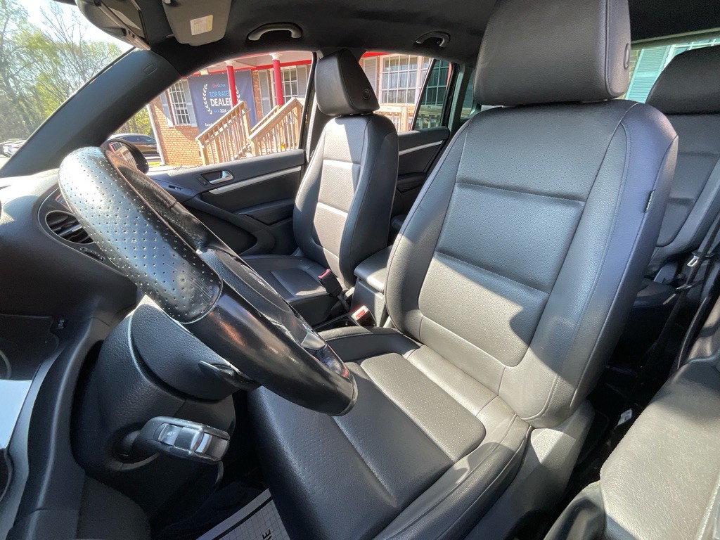 2016 Volkswagen Tiguan Image 16