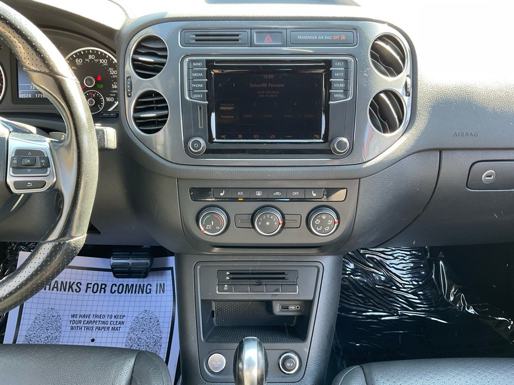 2016 Volkswagen Tiguan Image 22
