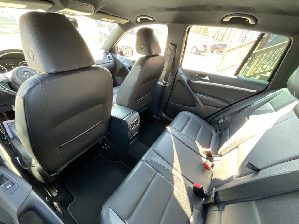 2016 Volkswagen Tiguan Image 28