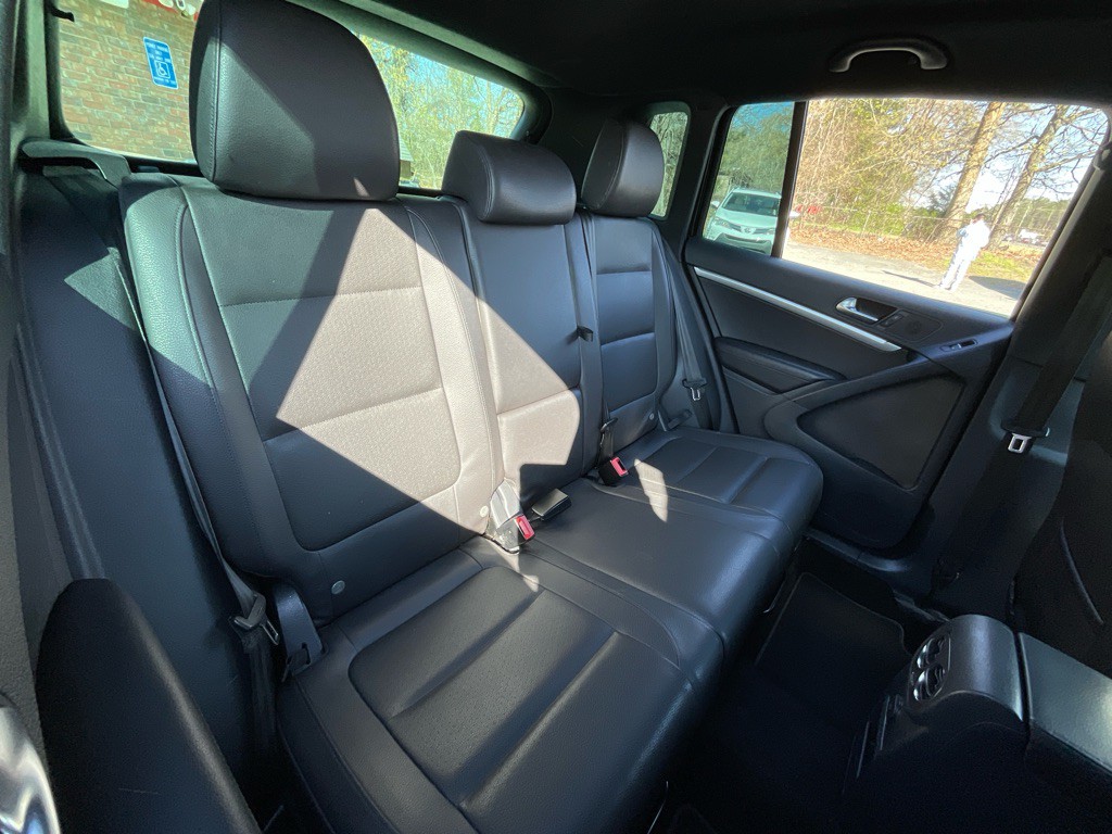2016 Volkswagen Tiguan Image 32