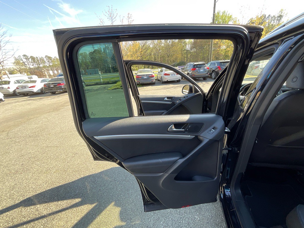 2016 Volkswagen Tiguan Image 42