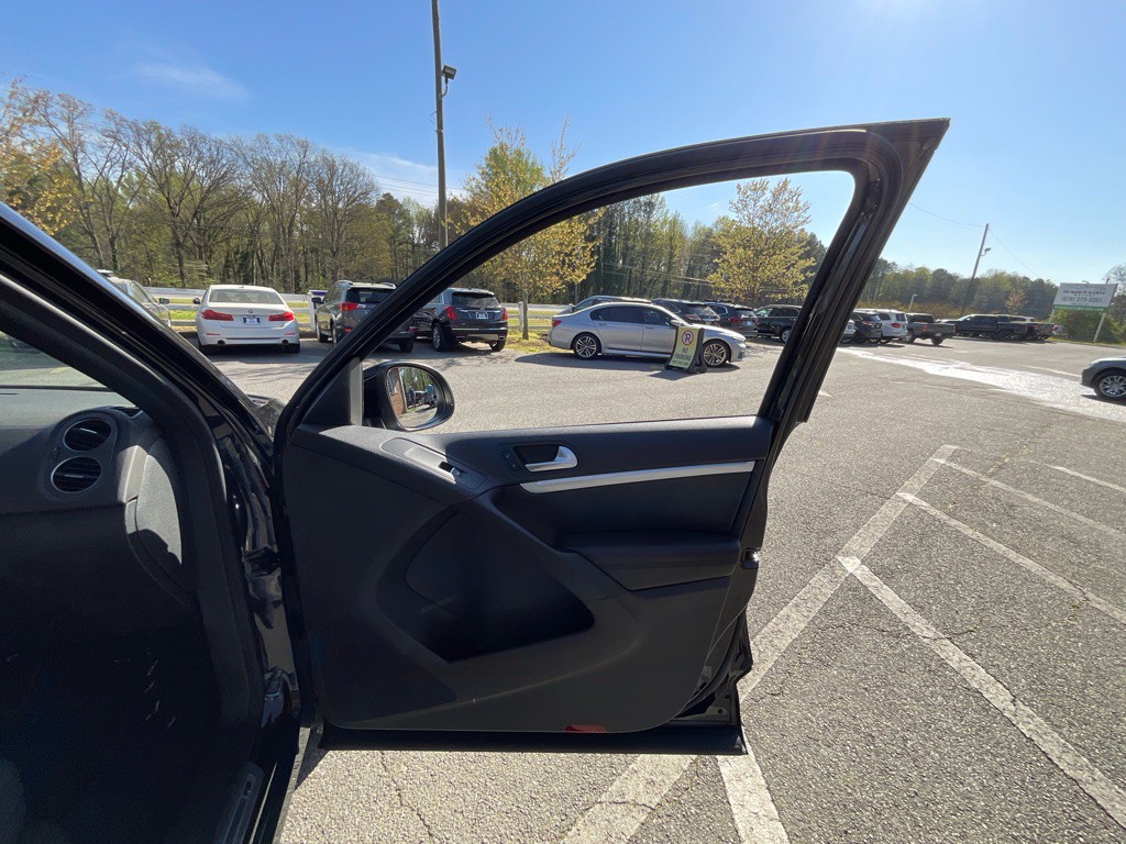 2016 Volkswagen Tiguan Image 43