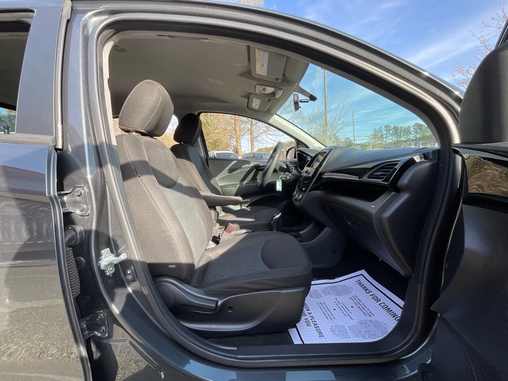 2022 Chevrolet Spark Image 17