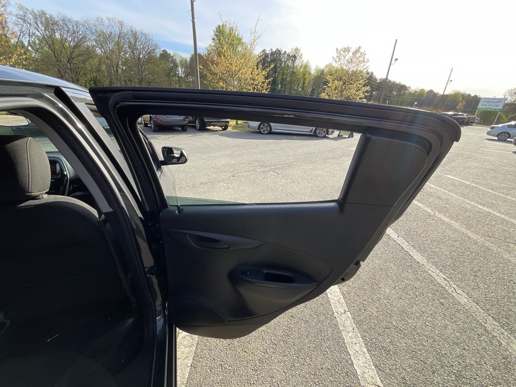 2022 Chevrolet Spark Image 42