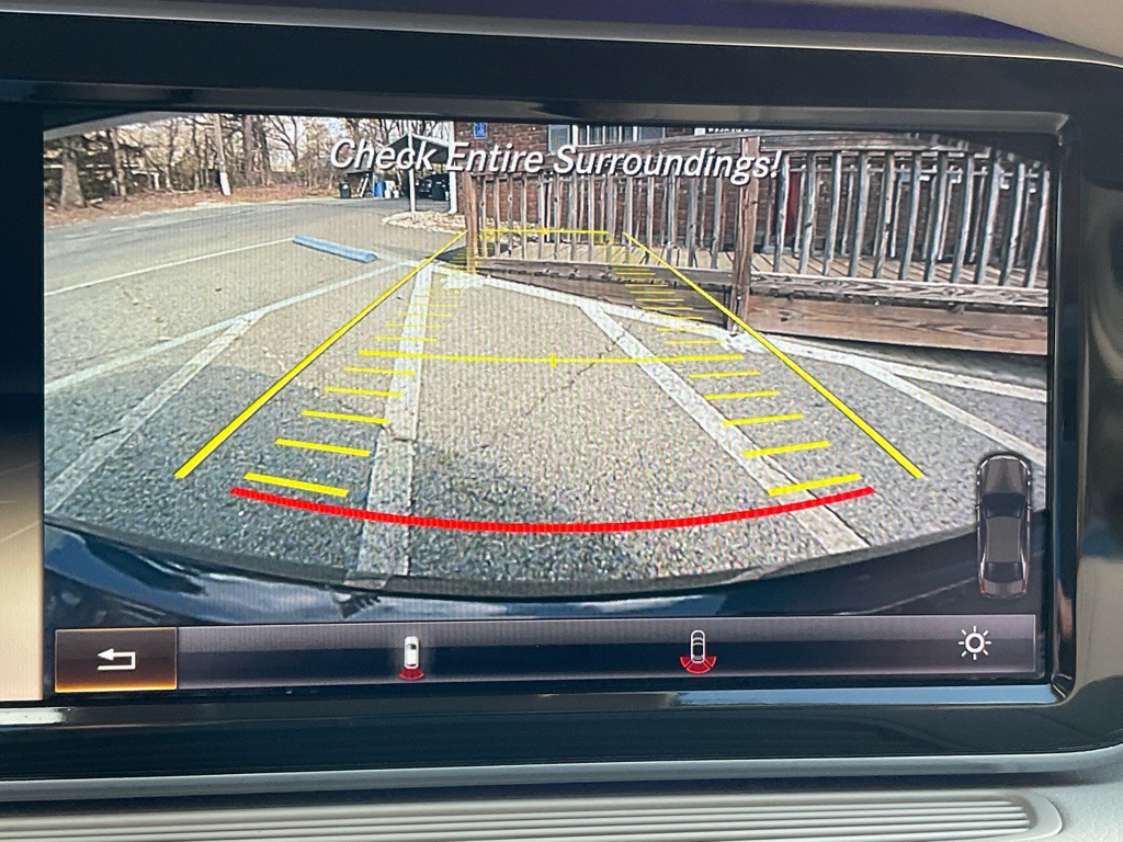 2014 Mercedes-Benz S-Class Image 24