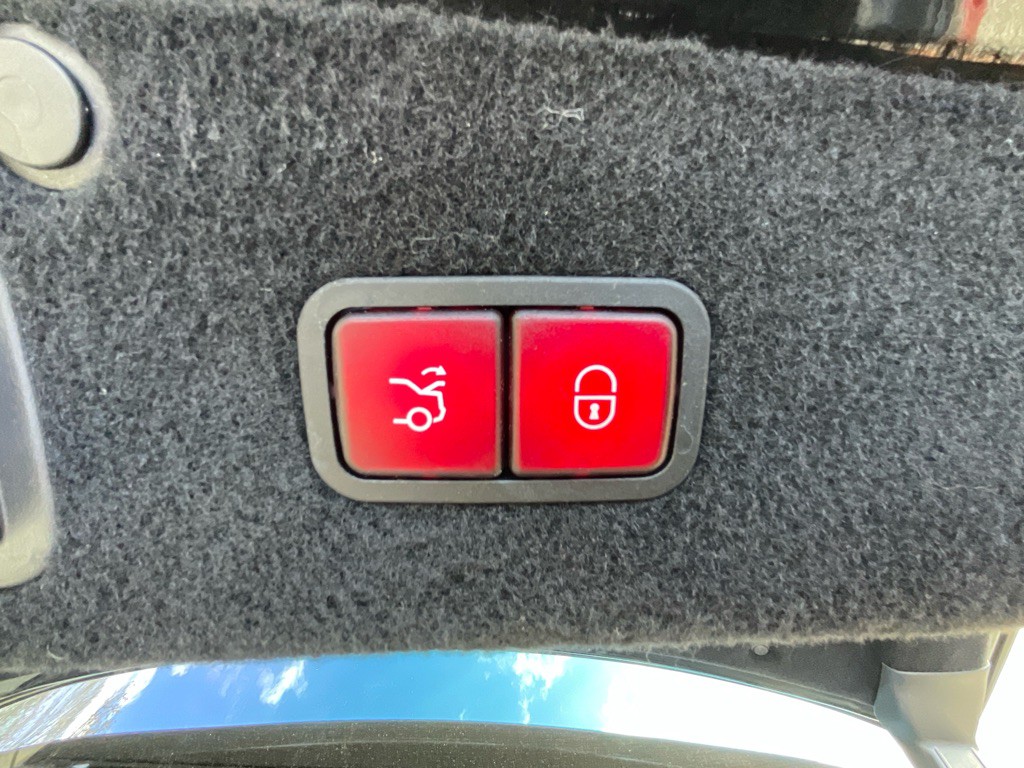 2014 Mercedes-Benz S-Class Image 40