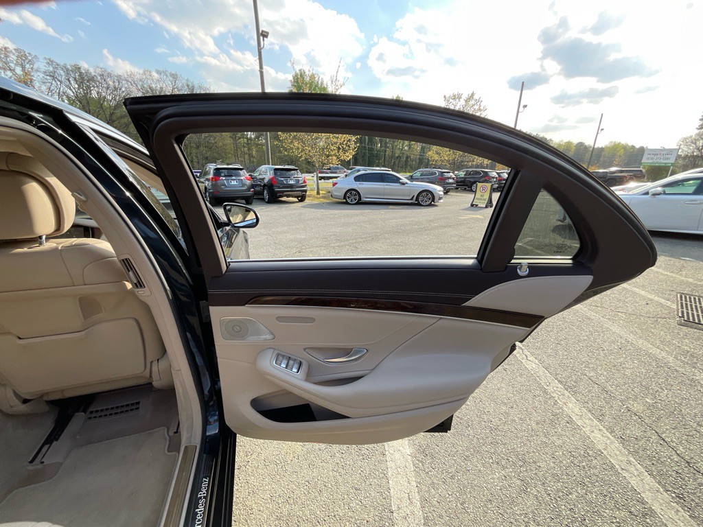 2014 Mercedes-Benz S-Class Image 47