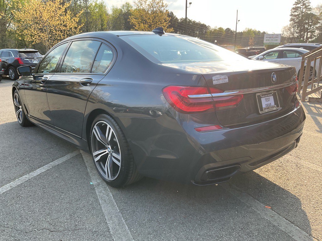 2016 BMW 7 Series Image 7