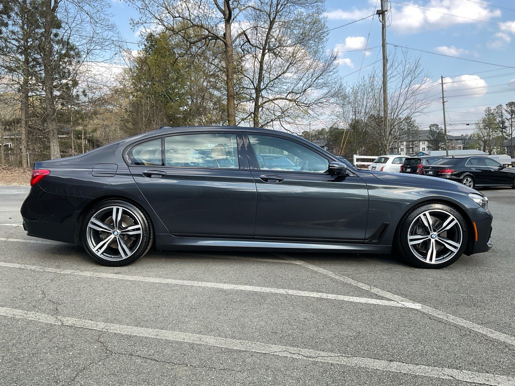 2016 BMW 7 Series Image 4