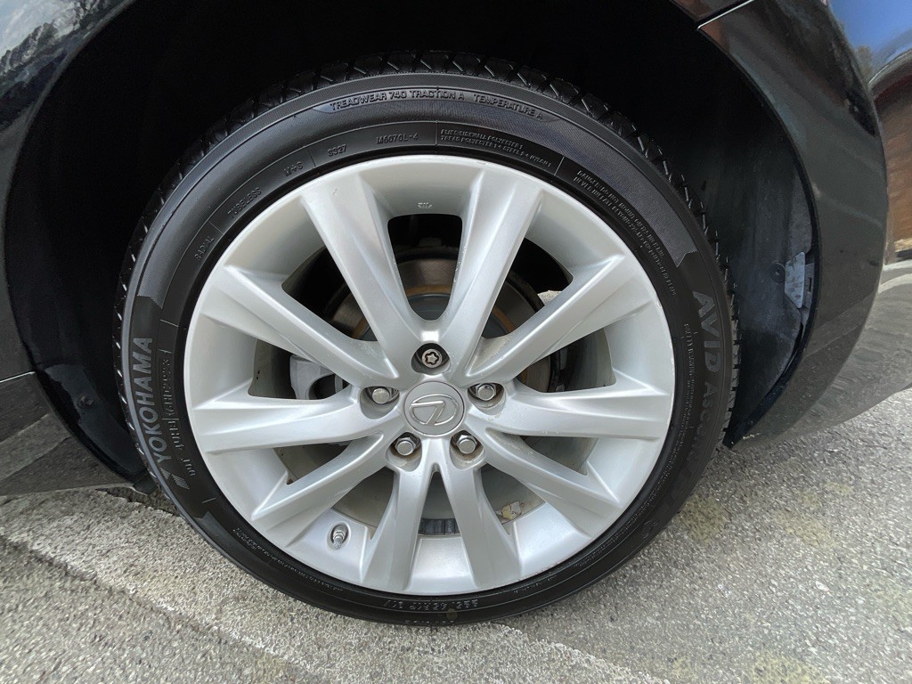 2015 Lexus IS 250 Image 11