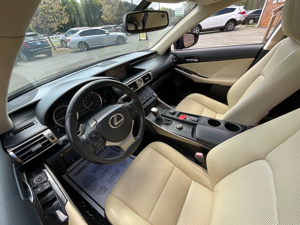 2015 Lexus IS 250 Image 14