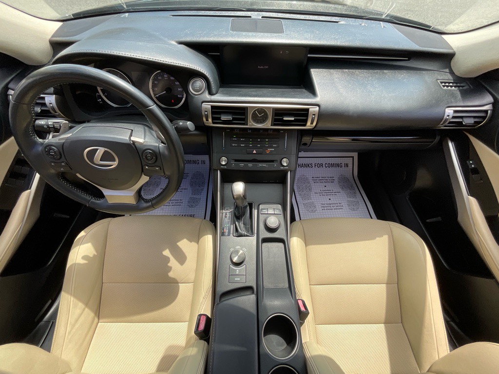 2015 Lexus IS 250 Image 21