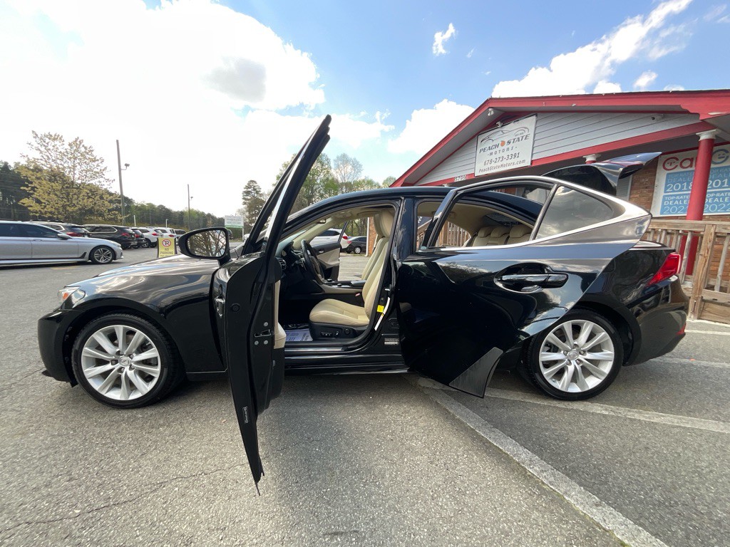 2015 Lexus IS 250 Image 37