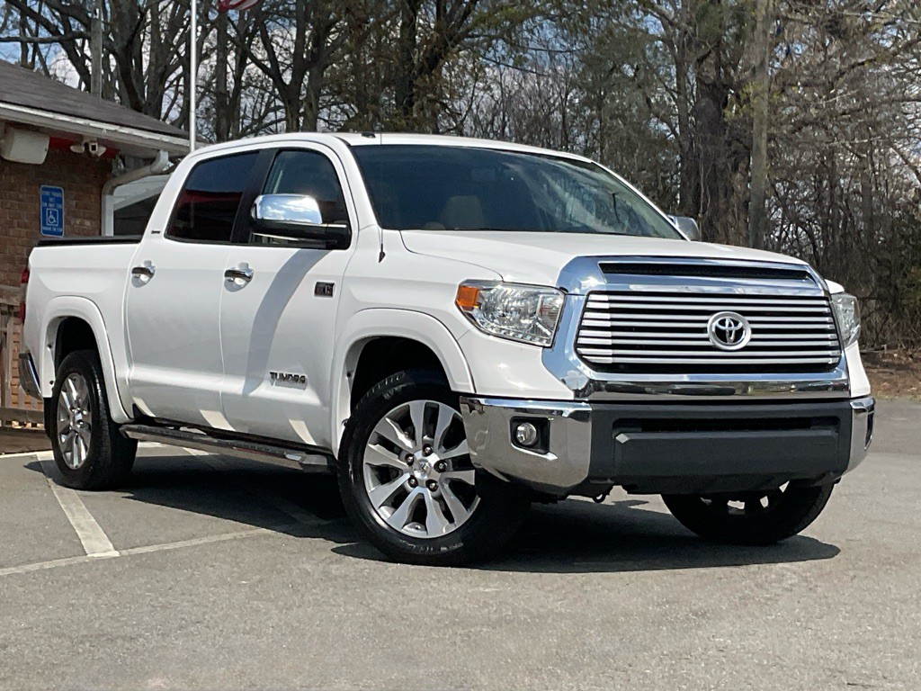 2015 Toyota Tundra Image 3