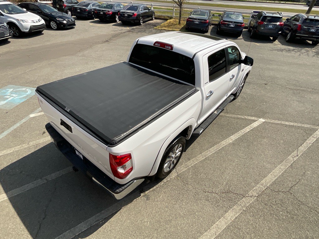 2015 Toyota Tundra Image 12