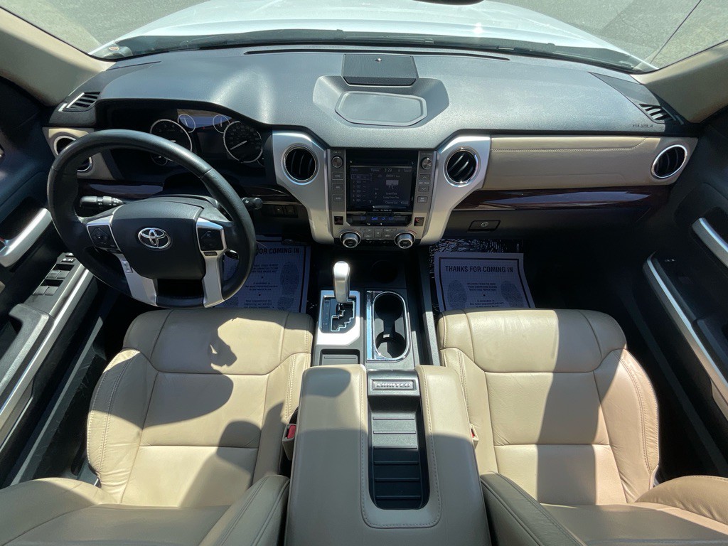 2015 Toyota Tundra Image 22