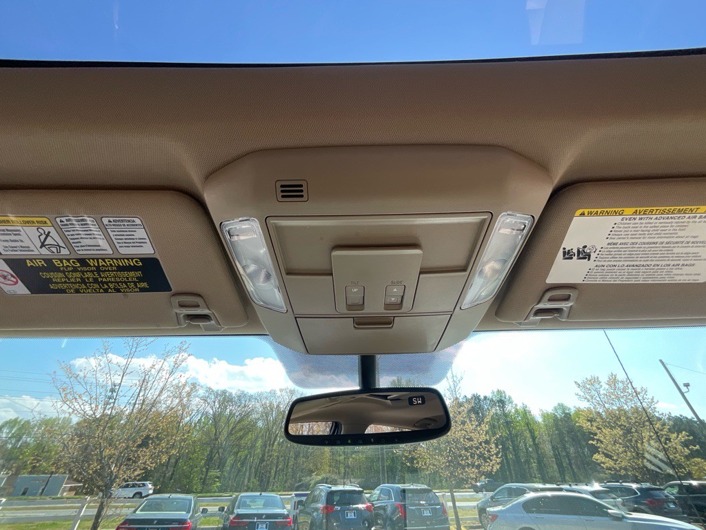 2015 Toyota Tundra Image 28