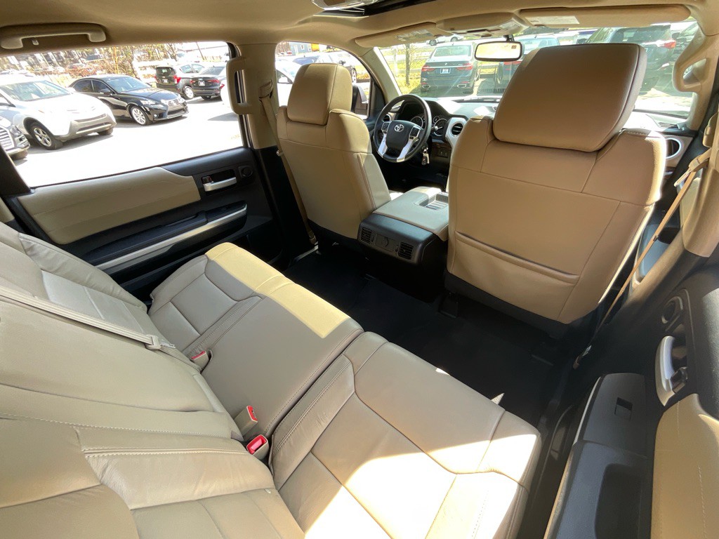 2015 Toyota Tundra Image 34