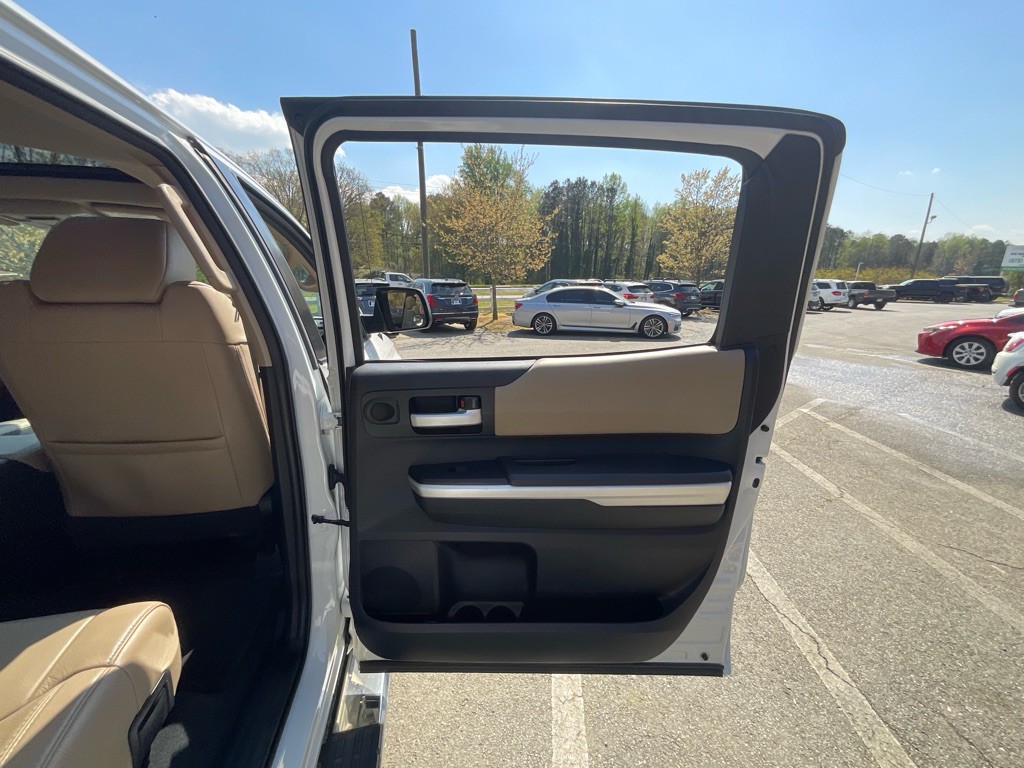 2015 Toyota Tundra Image 47