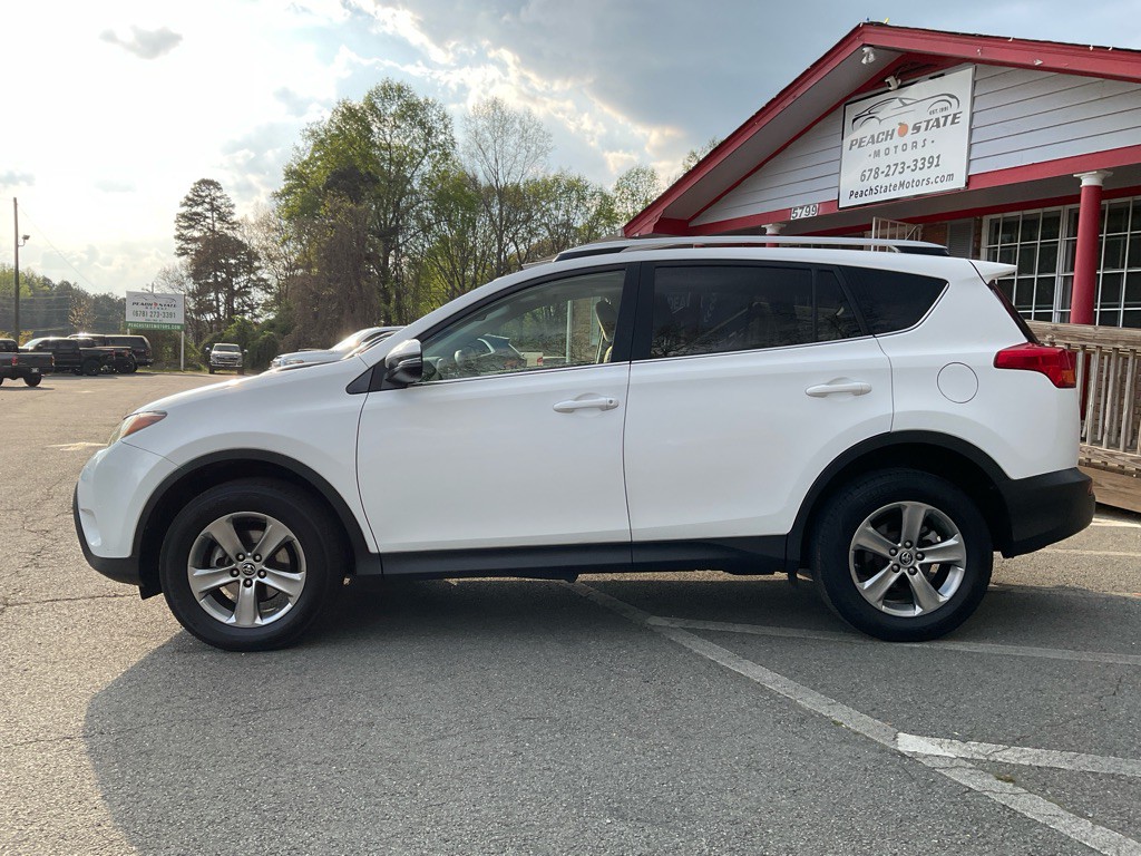 2015 Toyota Rav4 Image 8