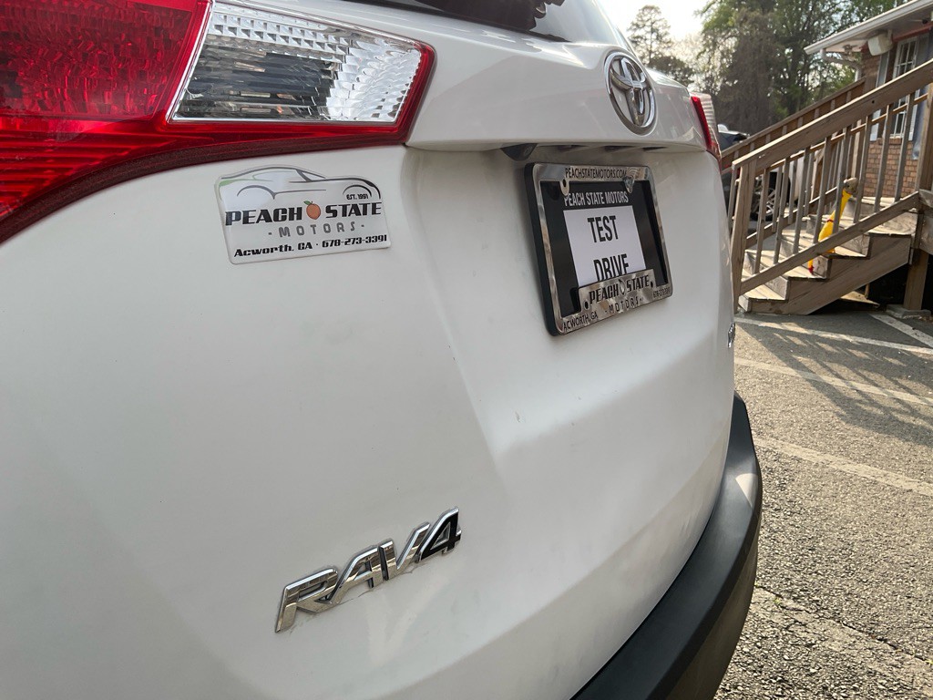 2015 Toyota Rav4 Image 9