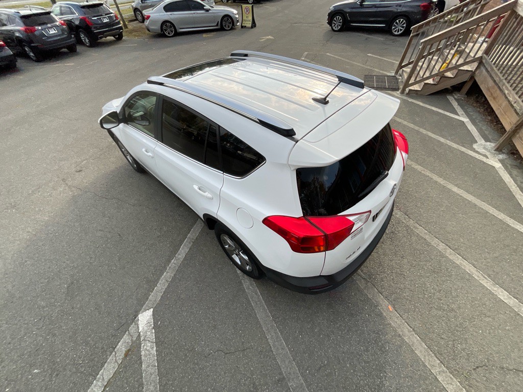 2015 Toyota Rav4 Image 11