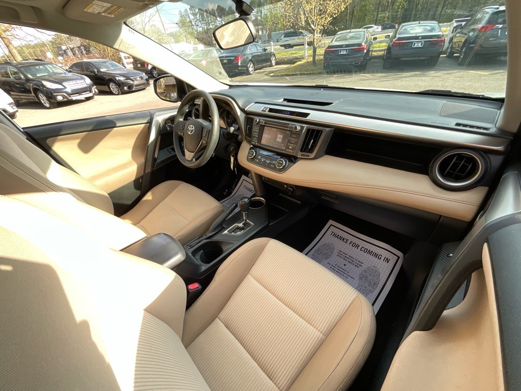 2015 Toyota Rav4 Image 18