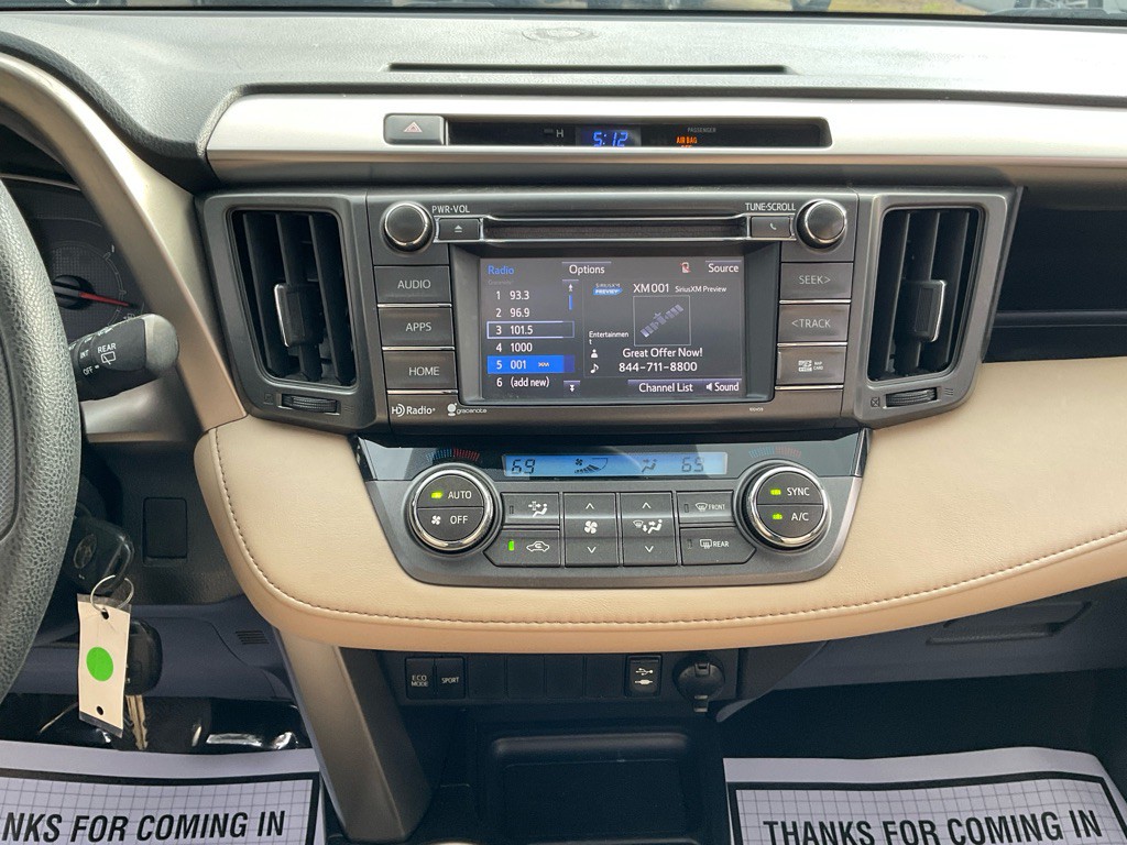 2015 Toyota Rav4 Image 22