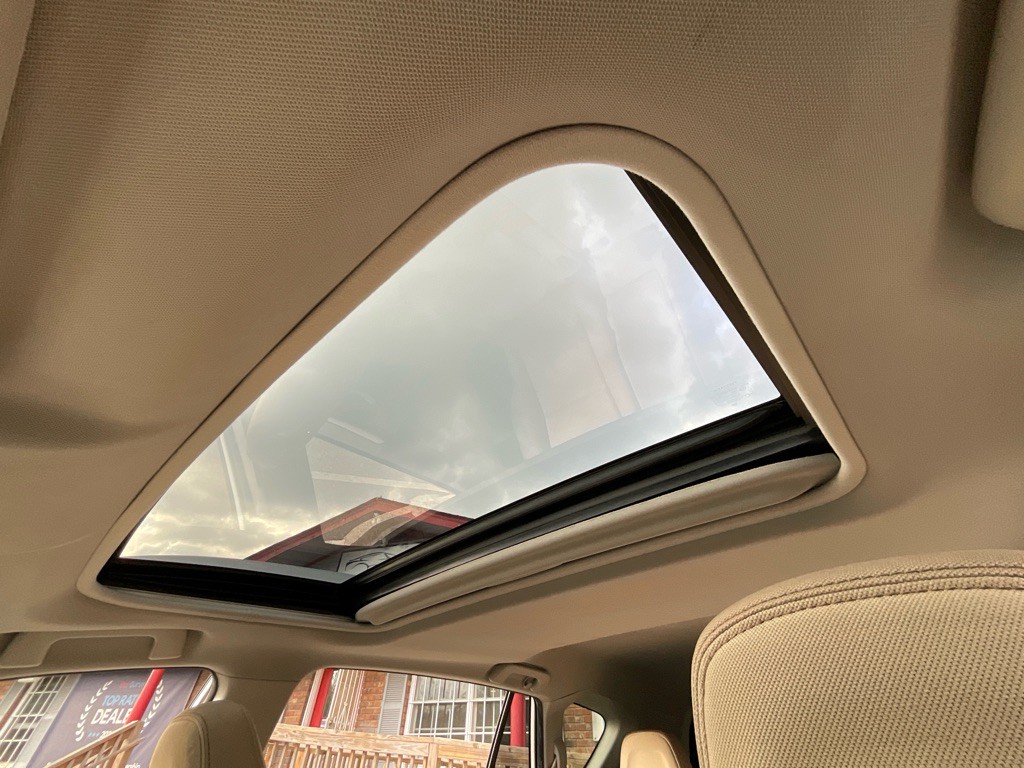 2015 Toyota Rav4 Image 28