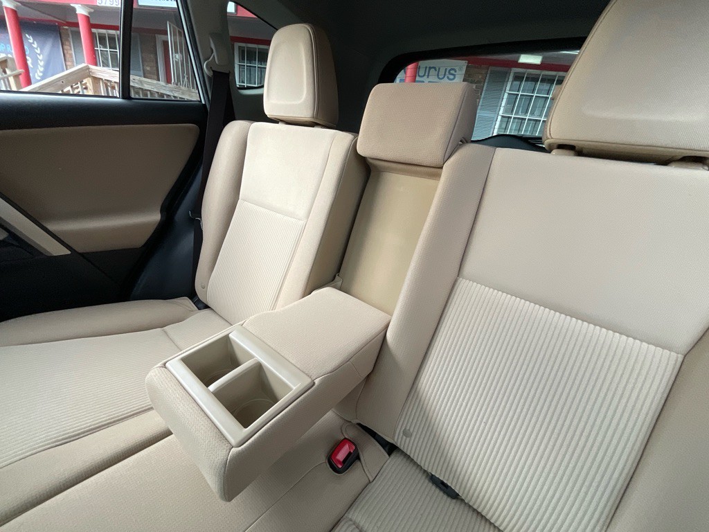 2015 Toyota Rav4 Image 35