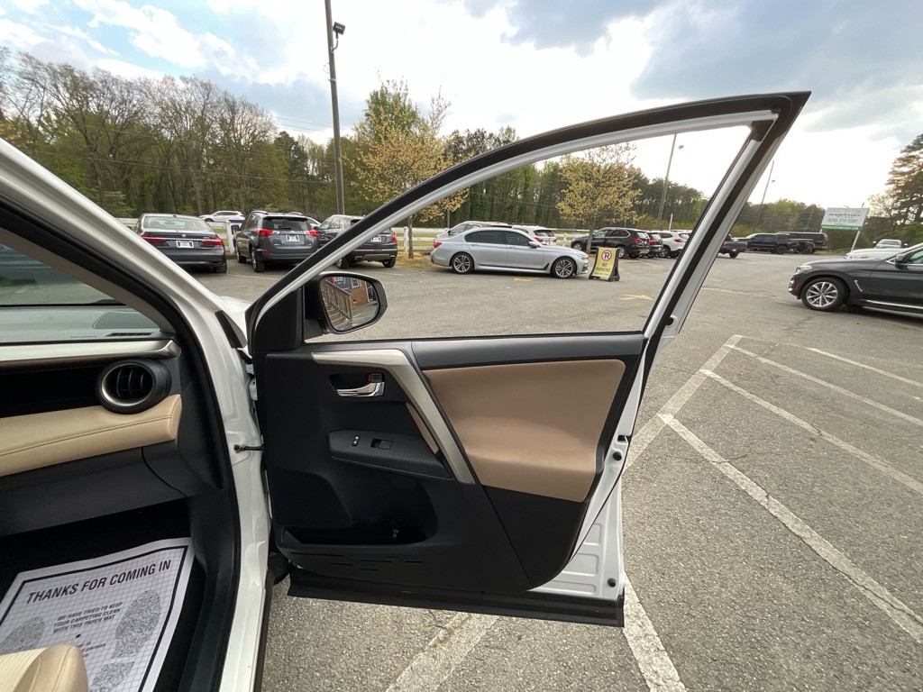 2015 Toyota Rav4 Image 45