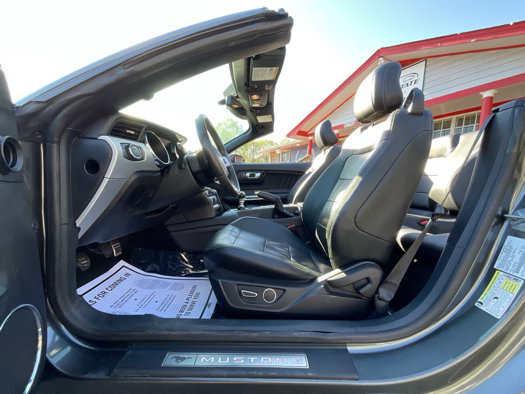 2015 Ford Mustang Image 13